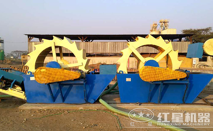 紅星技工現(xiàn)場(chǎng)指導(dǎo)設(shè)備安裝、調(diào)試